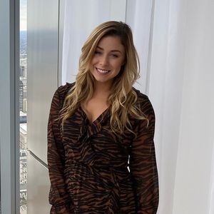 Meet your Posher, Briana